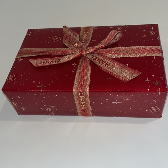 NEW CHANEL Holiday 2022 Gift Set Go to Extremes Mascara Set & Bag SOLD OUT! - Picture 5 of 9